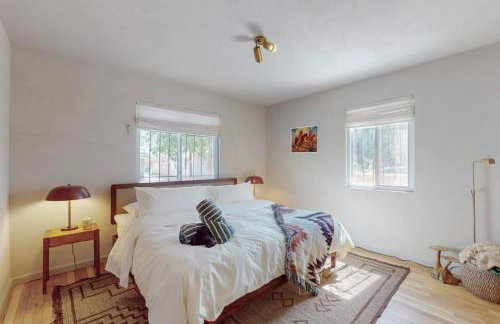 King Bed Centrally Located - Foto 8