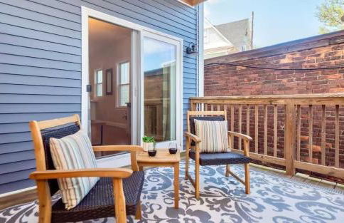 Jennifer's Modern Federal Hill Apt w Private Deck - Foto 23