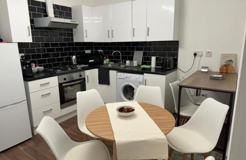 6 Bedrooms Entire Property in Central London - Foto 41