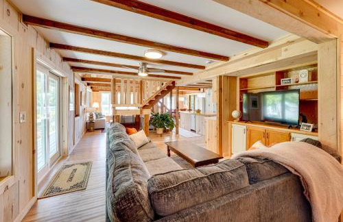 Dock and Kayaks Annabessacook Lake Retreat! - Foto 13