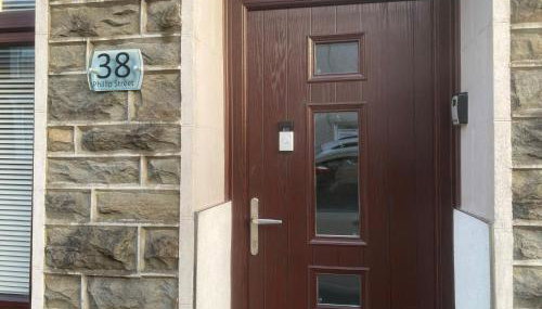 Welsh Retreat with Stunning Views sleeps upto 4 - Foto 3