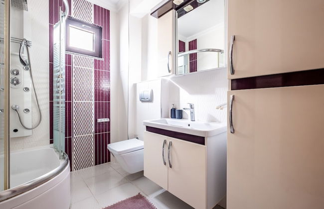 Flat in Maltepe With Balcony Near Shopping Malls - Foto 22