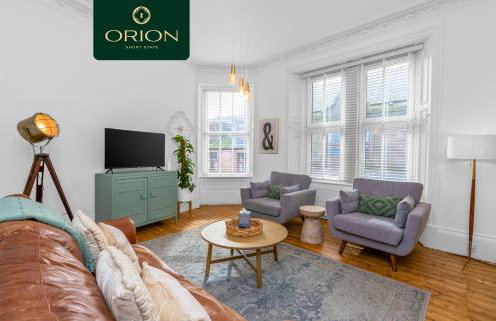 ORION SHORT STAYS is a Renewable Energy Specialist accommodation Provider based in Dundee, We have many properties available for large groups, ASK us for more details and for Custom Quotes, Many properties close to the PORTs and for Large Teams of 100 - Foto 51