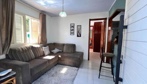 Casa com Piscina, Churrasqueira e Mesa de Bilhar - Foto 4