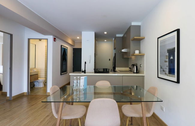 w Elegant 2BR in Barranco - Photo 9