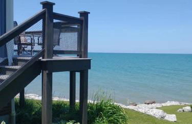 The Sunset Cottage - Lakefront with Private Beach - Foto 29