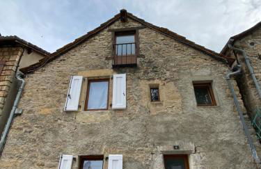 Maison individuelle à Chanac 2 Chambres 1 canapé lit Wifi Gratuit - Foto 3