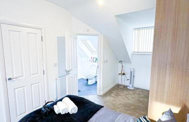 City Centre house for Family, Group & Contractor Stay - Sleeps Upto 9 Guests with Free Parking - Foto 46
