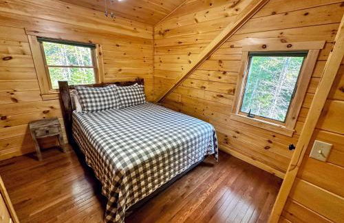 80PVR Log Home 20min to Bretton Woods AC Hot Tub wifi cable fireplace fire pit - Foto 20