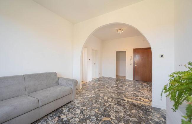 Venice Roof Garden - Photo 11