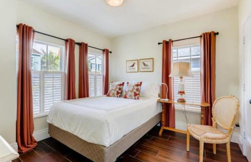 The Pink House - Bask in Style Steps from the Convention Center - Foto 15