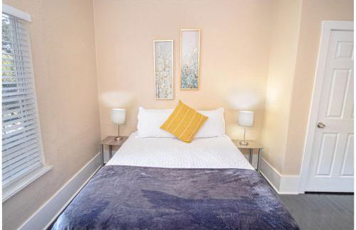 3 Br/1 BA Remodeled Home Near Downtown - Foto 22