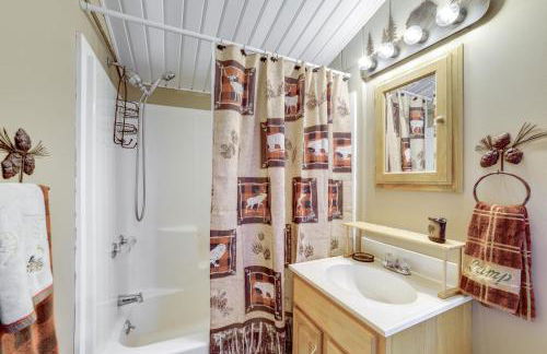 Cardinal Pines Cabin on 8 Acres - Dog Friendly! - Foto 12