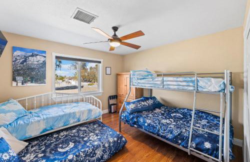 Spacious Desert Getaway! - Photo 12