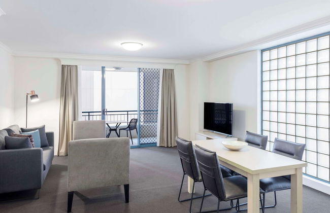 Oaks Sydney Castlereagh Suites - Photo 29