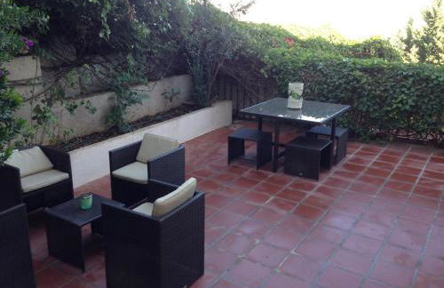 Apartamento-Estudio en Villa con Piscina - Photo 8