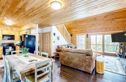 Grandpa John Cabin - Hot Tub, Game Room - Foto 19