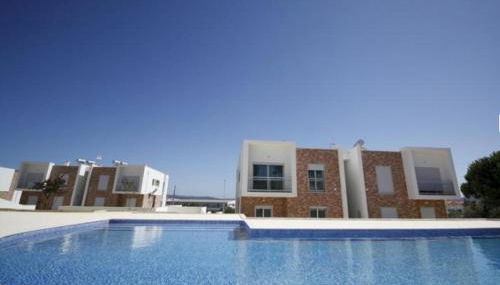 Silver Coast Holiday - Photo 1