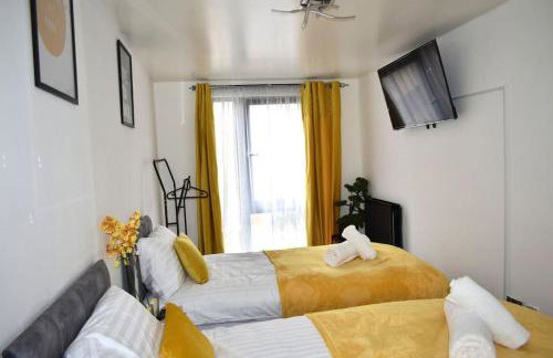 Tottenham Hotspurs Stays at the Gascoigne Suite - Foto 15