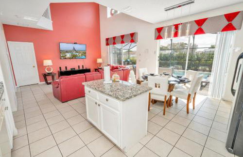 Disney Dream with Hot Tub, Pool, Xbox, Games Room, Lakeview, 10 min to Disney, Clubhouse - Foto 16