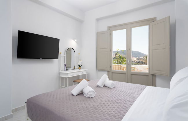 Yiota Collection 4 Suites & 4 Prive Jacuzzi - Foto 20