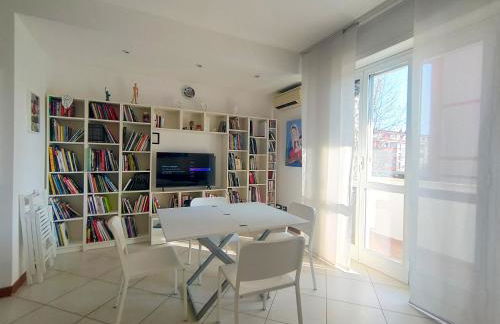 New Pop Art Suit with parking - Foto 7