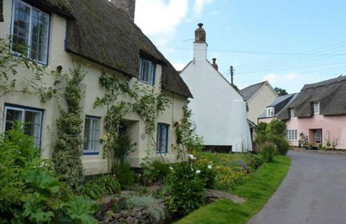 The Pack Horse Exmoor National Park Allerford Riverside Cottage & Apartments - Photo 26