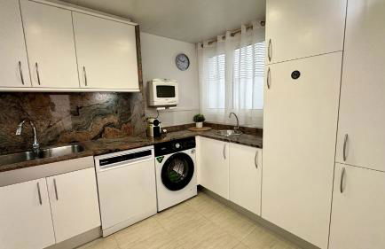 Calafell en primera linea de mar con piscina - Foto 21