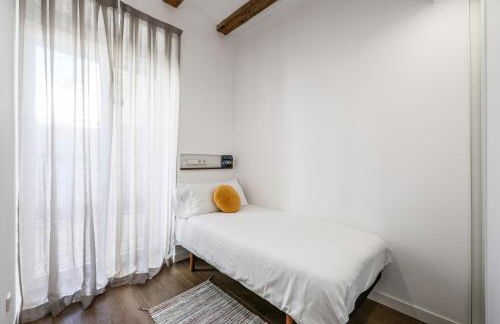 Amazinn Valencia Centro EVI Boutique - Photo 52