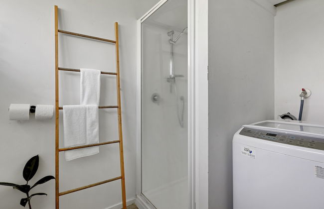 Central Quiet 2BR Apt - Wifi - Parking - Foto 16