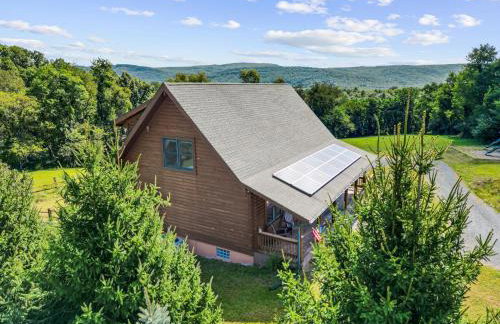 Mountain Escape on 6 acres w Hot Tub & Privacy - Foto 66