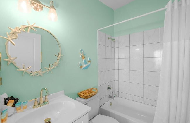 Boathouse - Photo 64