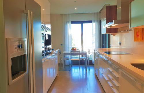 LUXURY APARTMENT FRONTAL TO THE SEA IN ESTEPONA DONCELLA BEACH - Photo 28