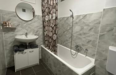 MelsHome Apartment mit 2 Schlafzimmer - Foto 14