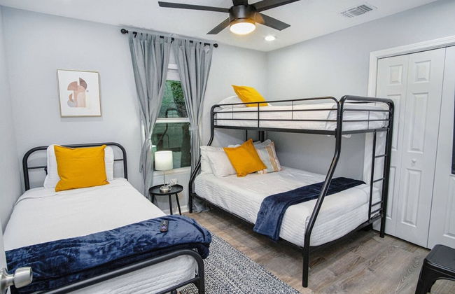 Exceptional 5BR So Close to Riverwalk and Downtown - Foto 22