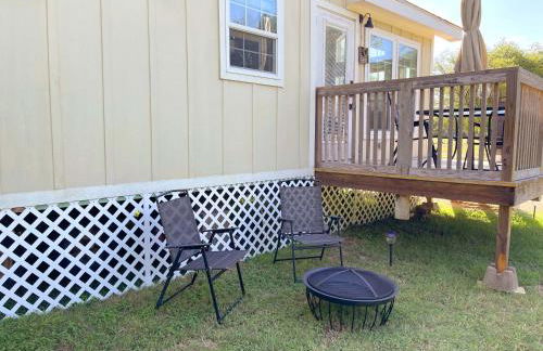 Pet friendly Tiny House Rental with new Access to Guadalupe River NBTX - Photo 22