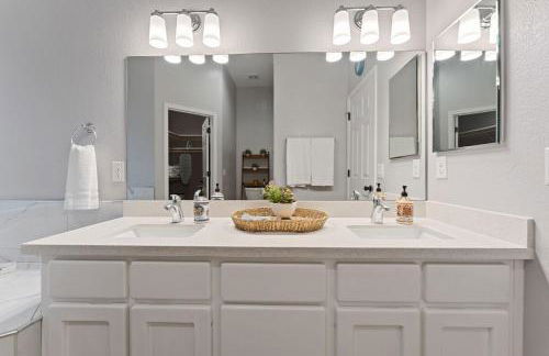 Beautiful Desert Oasis Villa with Pool - Foto 12