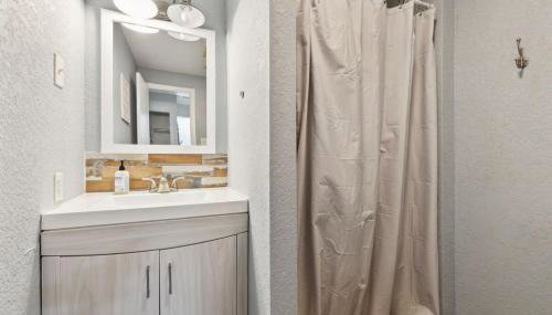 Lone Star Lake Cottage-NEW Trex Deck, boat dock - Foto 2