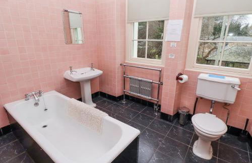 Cheviot Manor - Photo 31