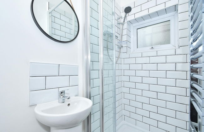 Townhouse @ 202 Walthall Street Crewe - Photo 33