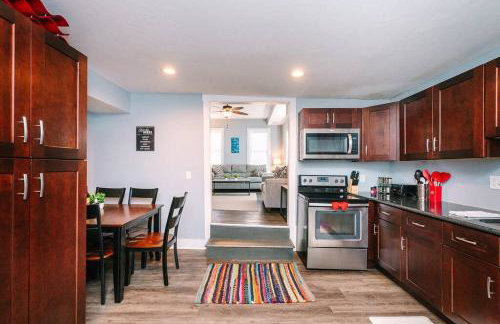 High-Speed Internet - Parking - Washer & Dryer - Foto 4