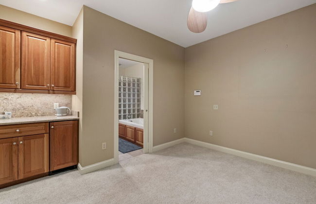 Massive Home w Sauna Pools Hot Tub Fireplaces - Photo 45