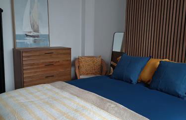 Cosy Coastal Escape with Seaview Terrace - Foto 12