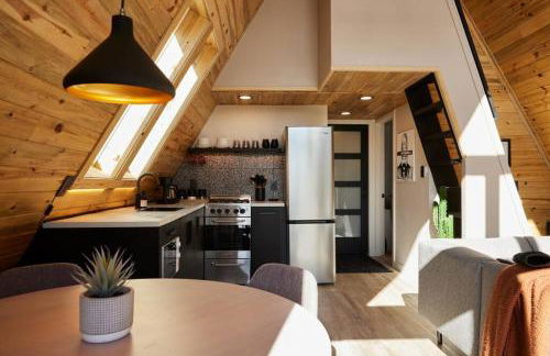 Modern A-frame w/ hot tub + view - Foto 1