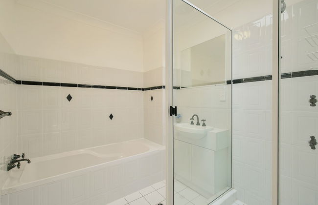 Sea Whispers - Photo 17