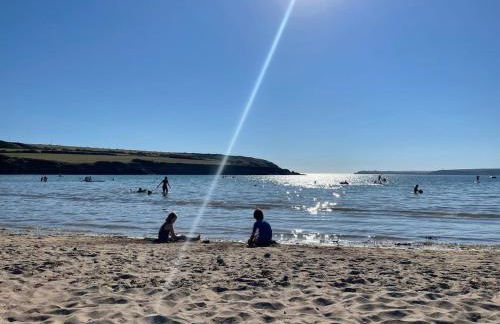 Family-friendly cottage - walk to stunning beach - Foto 33