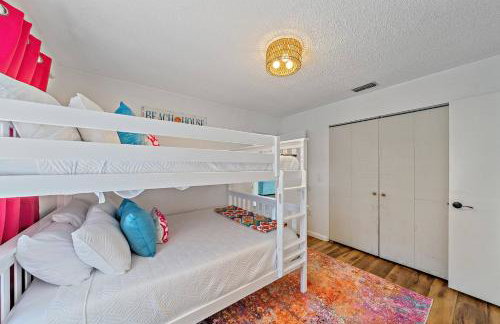 Poolside Paradise: Game room, Pickle ball & Pool - Foto 49