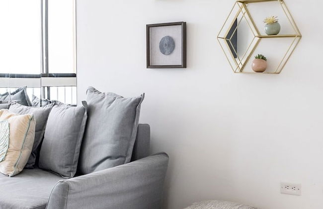 Maria Beach 1BDR Oceanfront Pool Parking - Photo 13