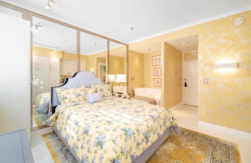 Renovated studio in the heart of Palm Beach - free parking, security box - Photo 12