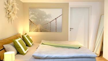 CityNest und Auszeit - Zwei Ferienwohnungen, ein Standort - Ideal für Paare und Familien mit Kleinkind - Foto 4